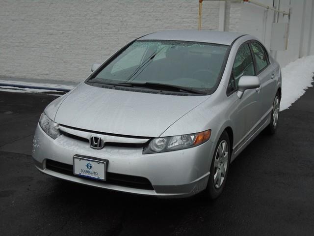 The 2006 Honda Civic LX photos