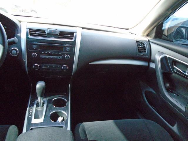 2013 Nissan Altima 2.5 photo