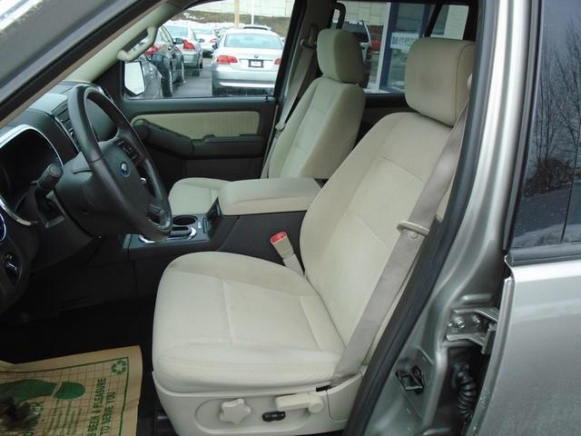 2008 Ford Explorer XLT photo