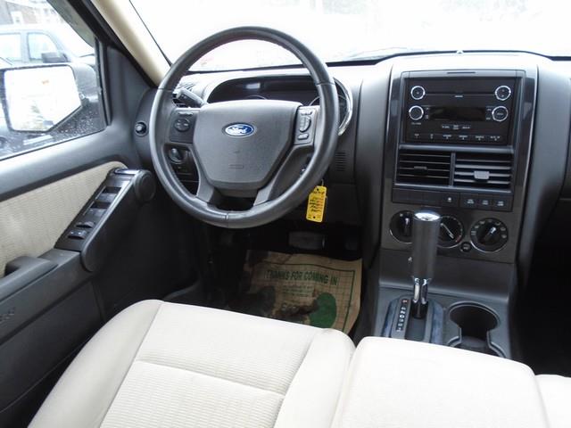 2008 Ford Explorer XLT photo