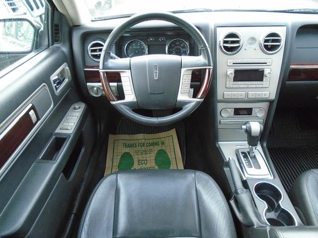 2009 Lincoln MKZ photo