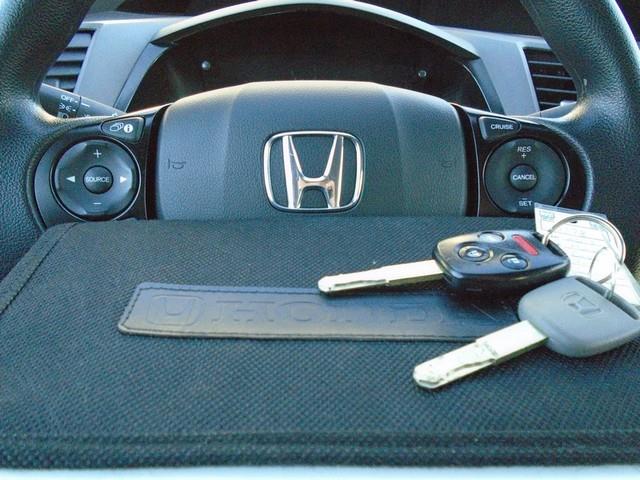 2012 Honda Civic LX photo