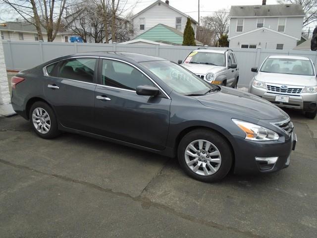 2013 Nissan Altima 2.5 photo