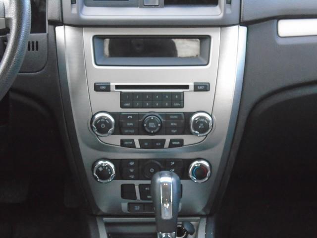 2011 Ford Fusion SE photo