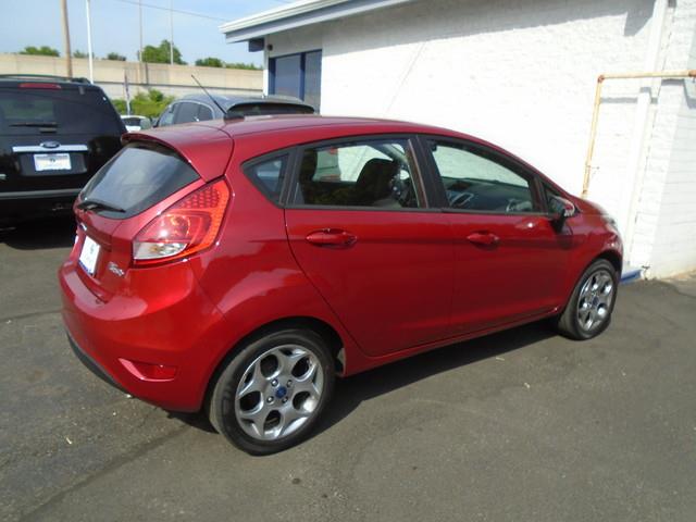 2012 Ford Fiesta SES photo