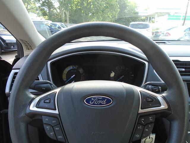 2013 Ford Fusion SE photo