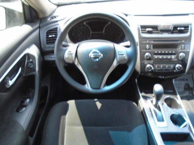 2013 Nissan Altima 2.5 photo