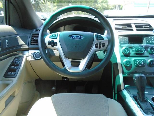 2013 Ford Explorer photo