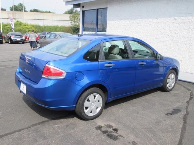 2011 Ford Focus S photo