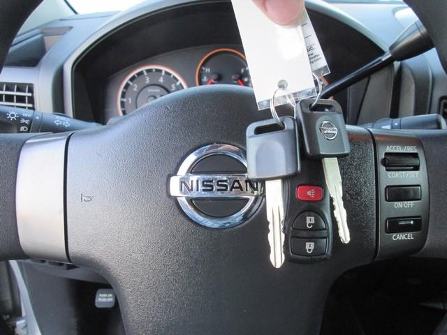 2011 Nissan Titan S photo