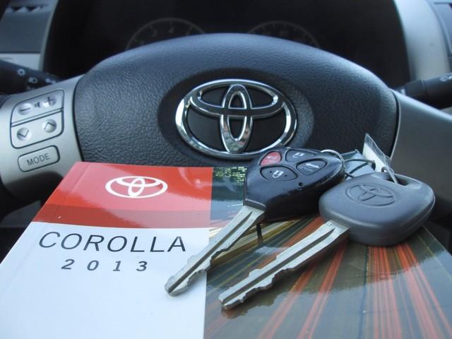 2013 Toyota Corolla L photo
