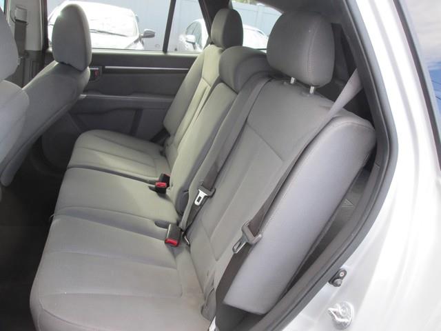 2011 Hyundai Santa Fe GLS photo