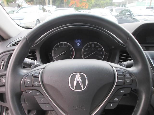2013 Acura ILX 2.0L w/Premium photo