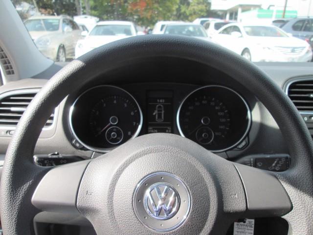 2012 Volkswagen Golf Base PZEV photo
