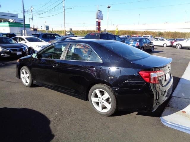 2012 Toyota Camry L photo