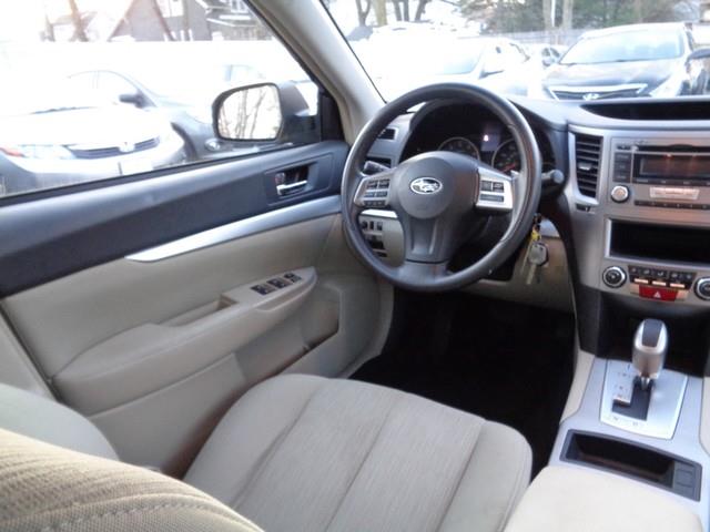 2013 Subaru Legacy 2.5i photo