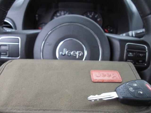 2013 Jeep Compass Latitude photo