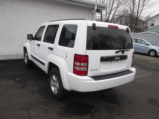 2012 Jeep Liberty Sport photo