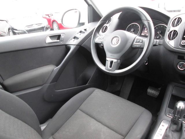 2013 Volkswagen Tiguan S 4Motion photo