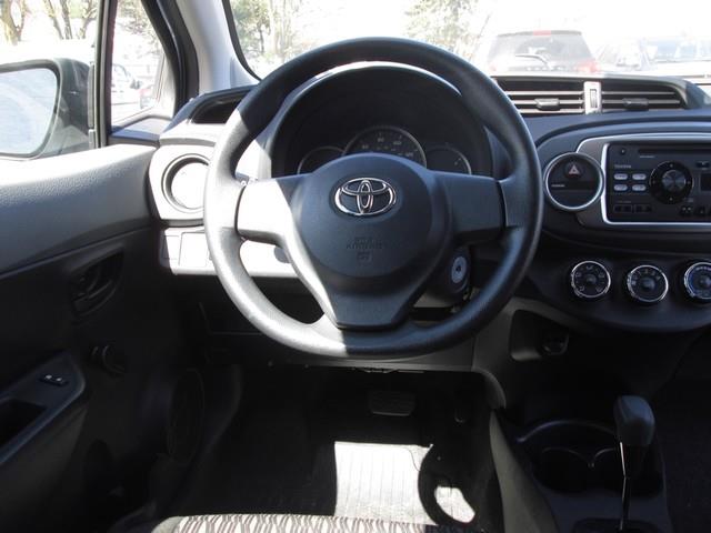 2014 Toyota Yaris 3-Door L photo
