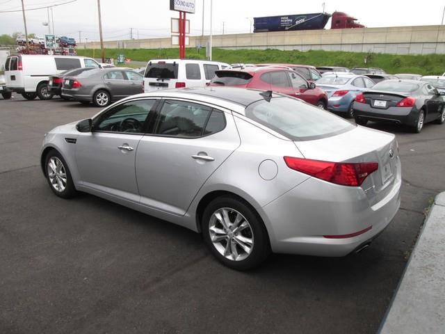 2013 Kia Optima EX photo