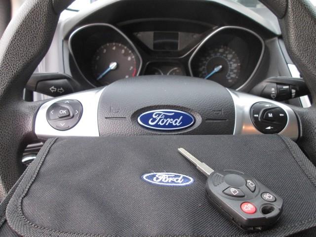 2012 Ford Focus SE photo