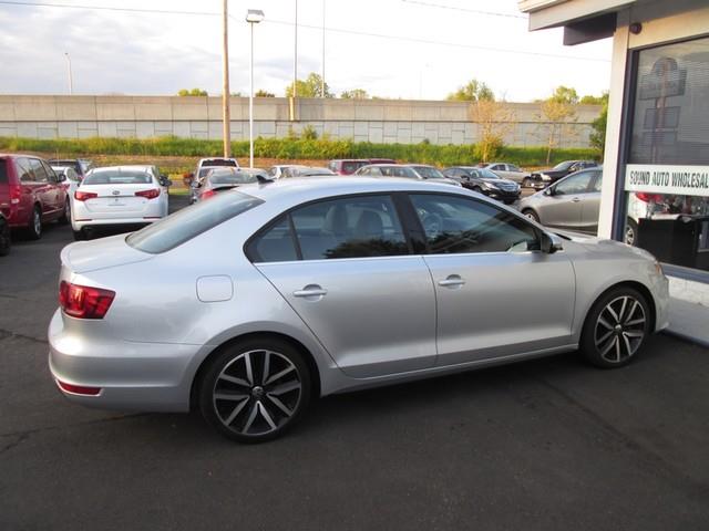 2014 Volkswagen Jetta GLI PZEV photo