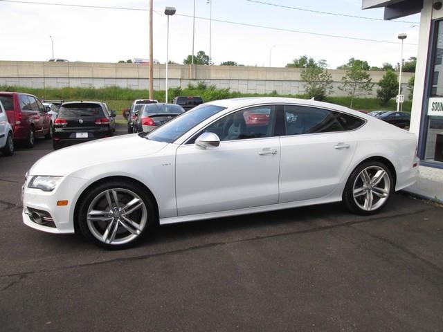 2013 Audi S7 4.0T quattro Prestige photo