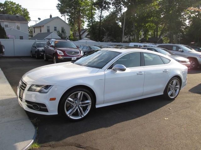 2013 Audi S7 4.0T quattro Prestige photo