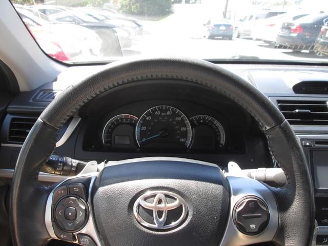 2012 Toyota Camry L photo