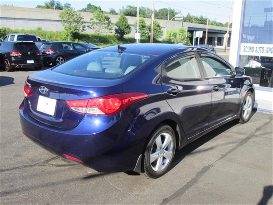 2013 Hyundai Elantra GLS photo