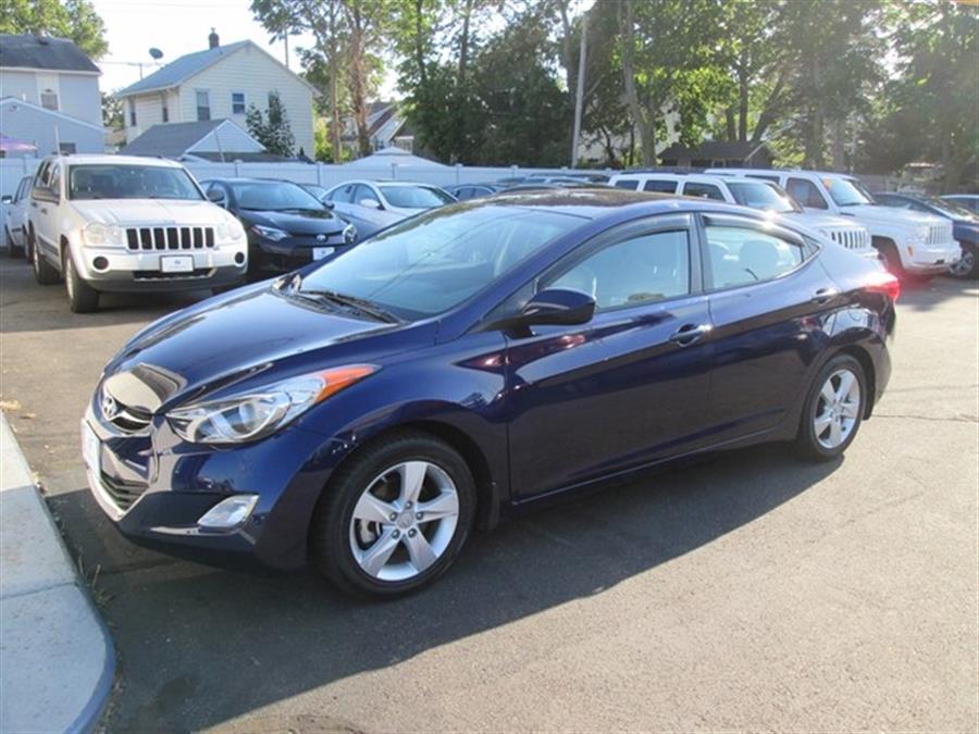 2013 Hyundai Elantra GLS photo