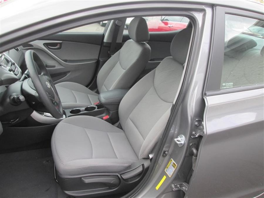 2013 Hyundai Elantra GLS photo