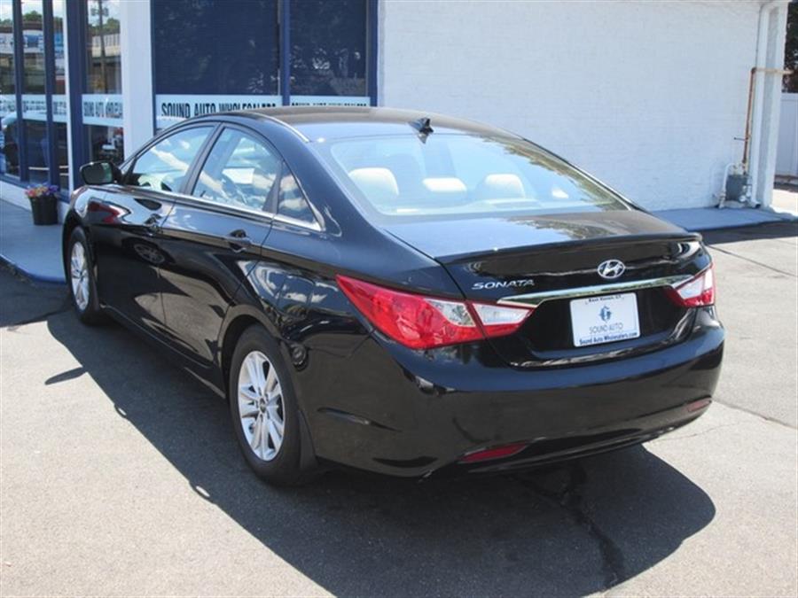 2013 Hyundai Sonata GLS photo