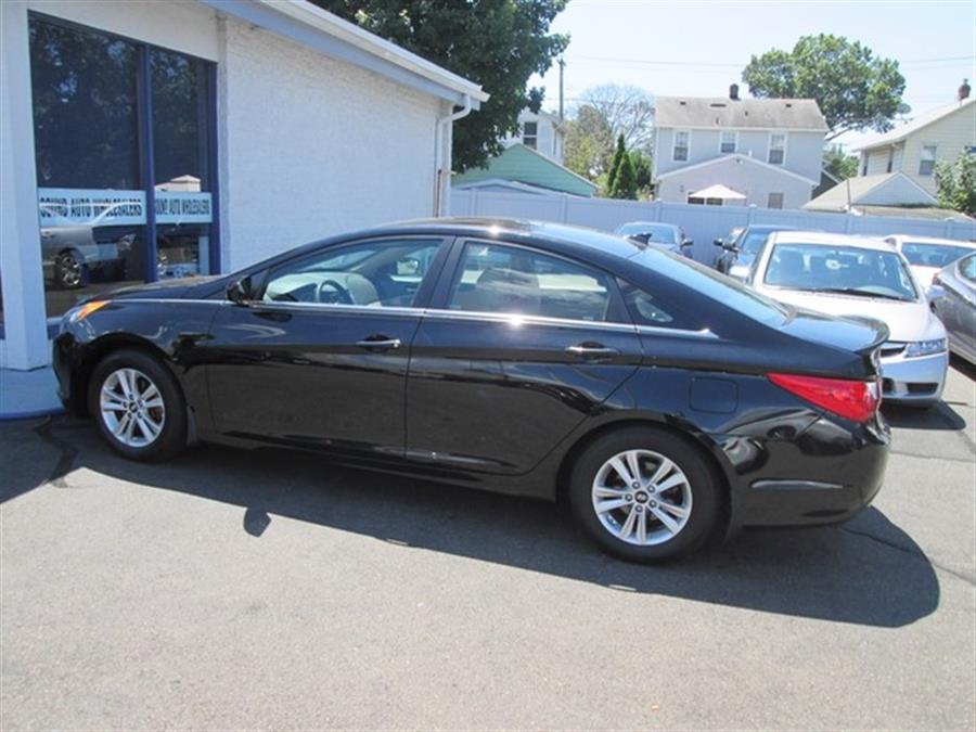 2013 Hyundai Sonata GLS photo