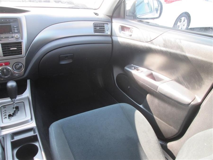 2011 Subaru Impreza 2.5i photo