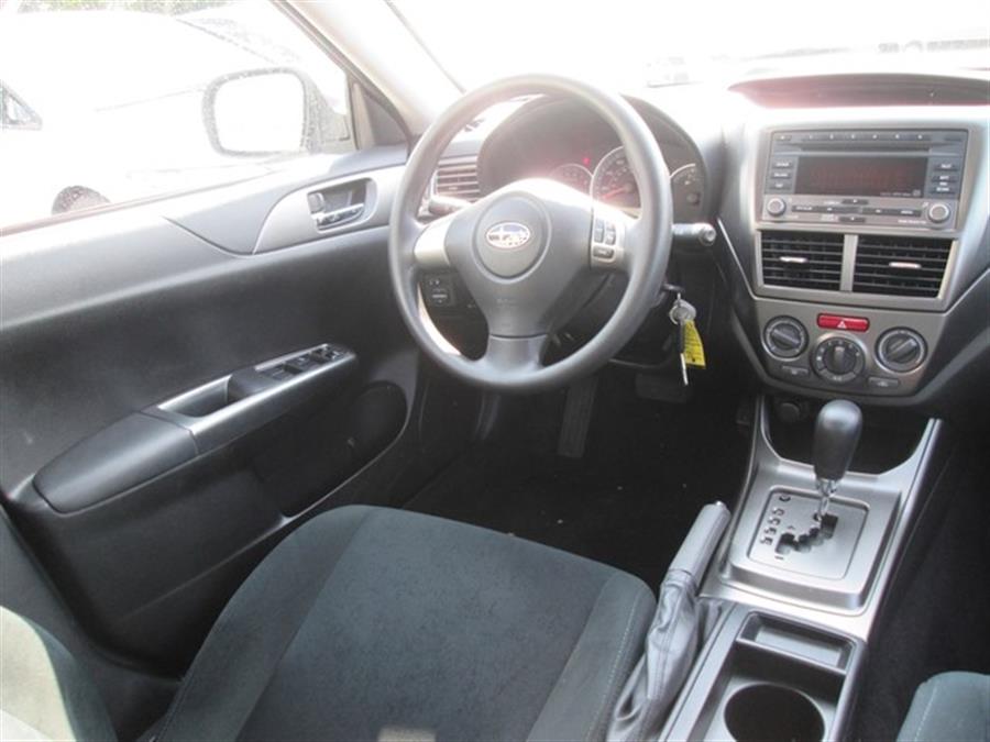 2011 Subaru Impreza 2.5i photo