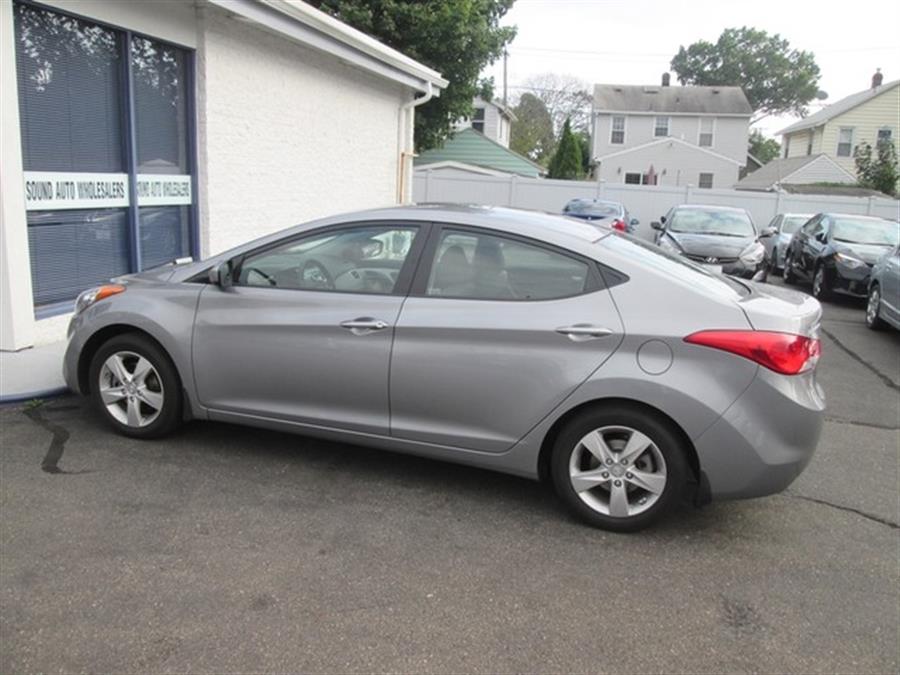 2013 Hyundai Elantra GLS photo