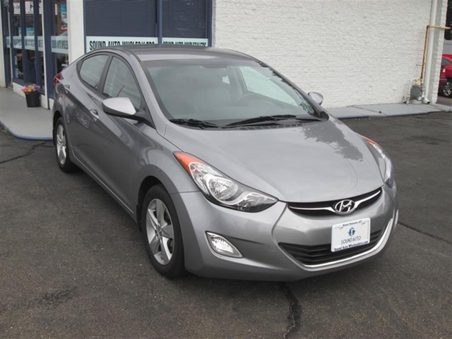 2013 Hyundai Elantra GLS photo