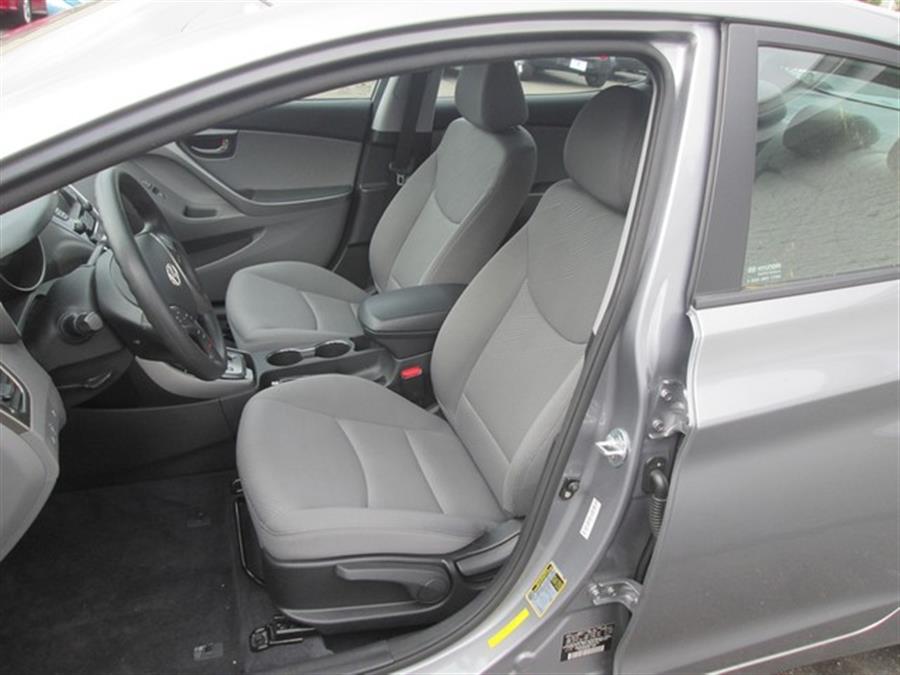 2013 Hyundai Elantra GLS photo