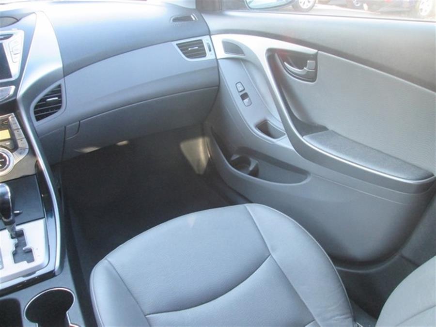 2013 Hyundai Elantra GLS photo