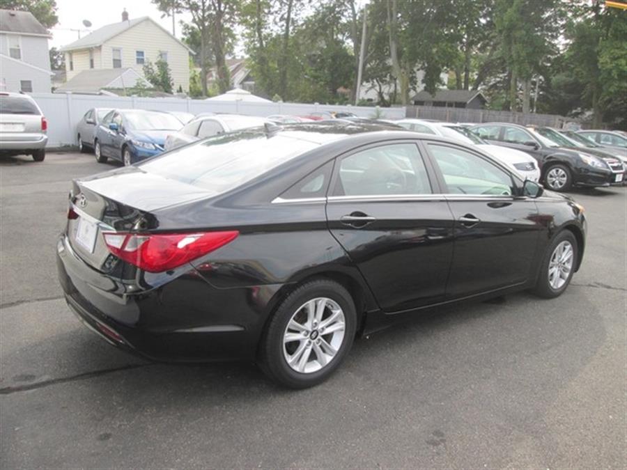 2013 Hyundai Sonata GLS photo