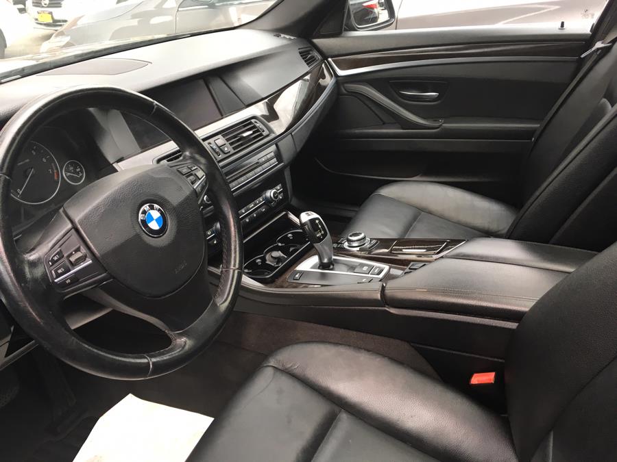 2011 BMW MDX 528i photo