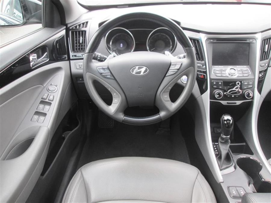 2013 Hyundai Sonata SE 2.0T photo