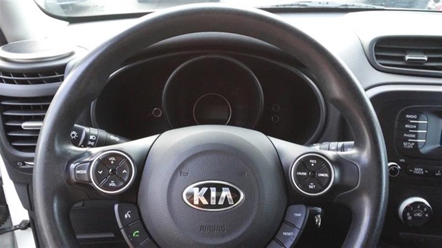 2015 Kia Soul + photo