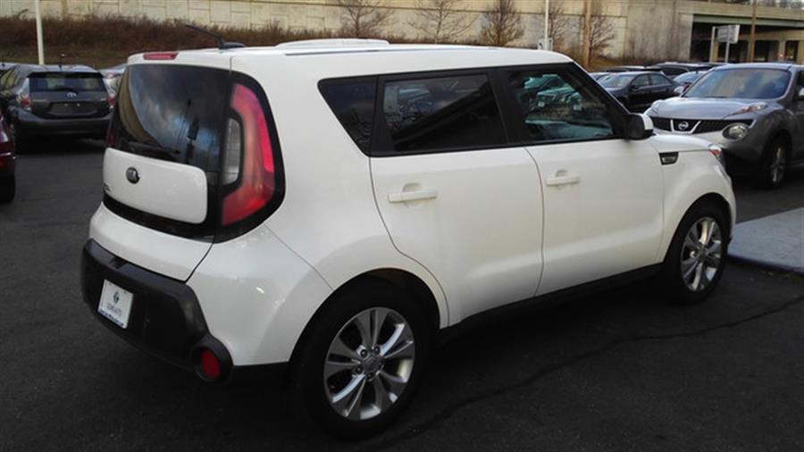 2015 Kia Soul + photo