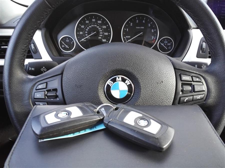 2014 BMW MDX 320i xDrive photo