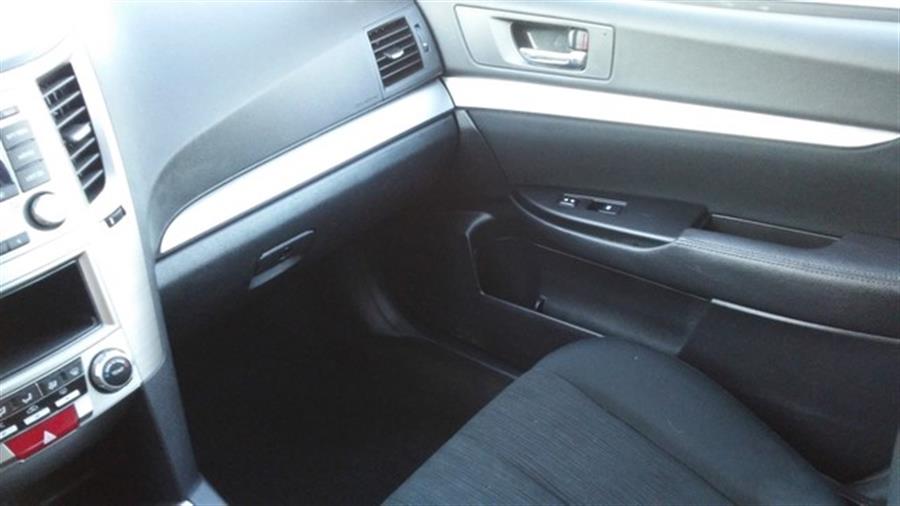 2014 Subaru Legacy 2.5i photo