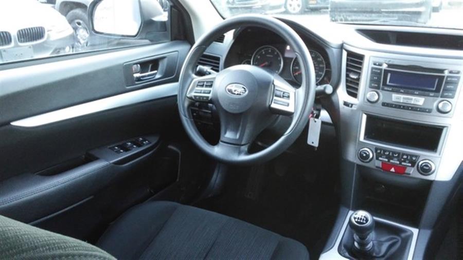 2014 Subaru Legacy 2.5i photo