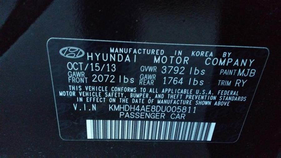 2013 Hyundai Elantra GLS photo